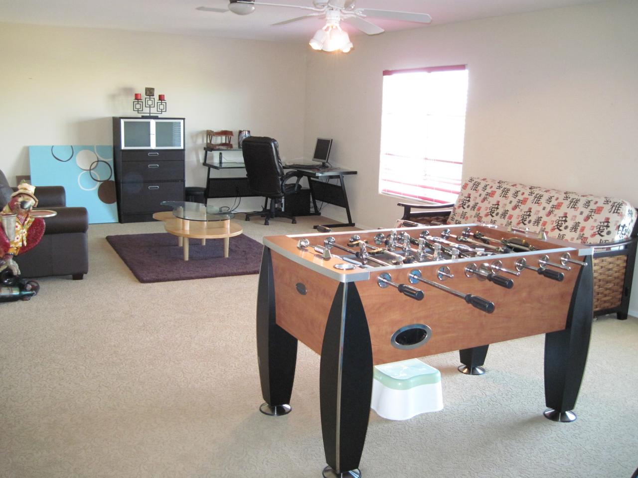 9322 West Rascon Loop Phoenix, AZ 85037 - Photo 2 of 3 Loft Area