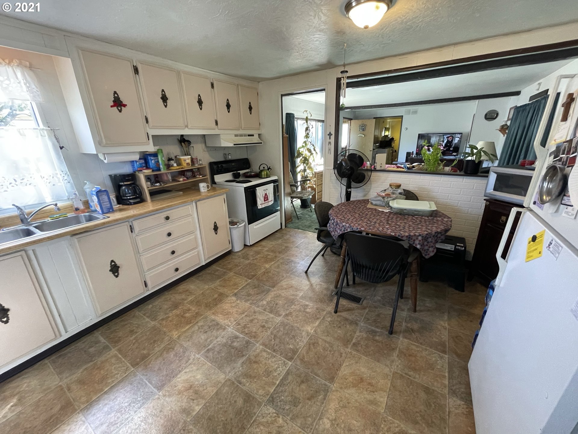 1815 Roseburg Road Myrtle Point, OR 97458 - Photo 10 of 16 Gallery Image 10