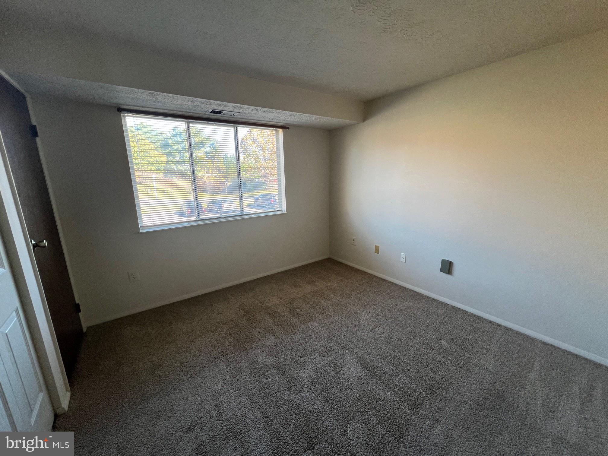 1001 E Heather Ridge Drive, Unit E Frederick, MD 21702 - Photo 8 of 9