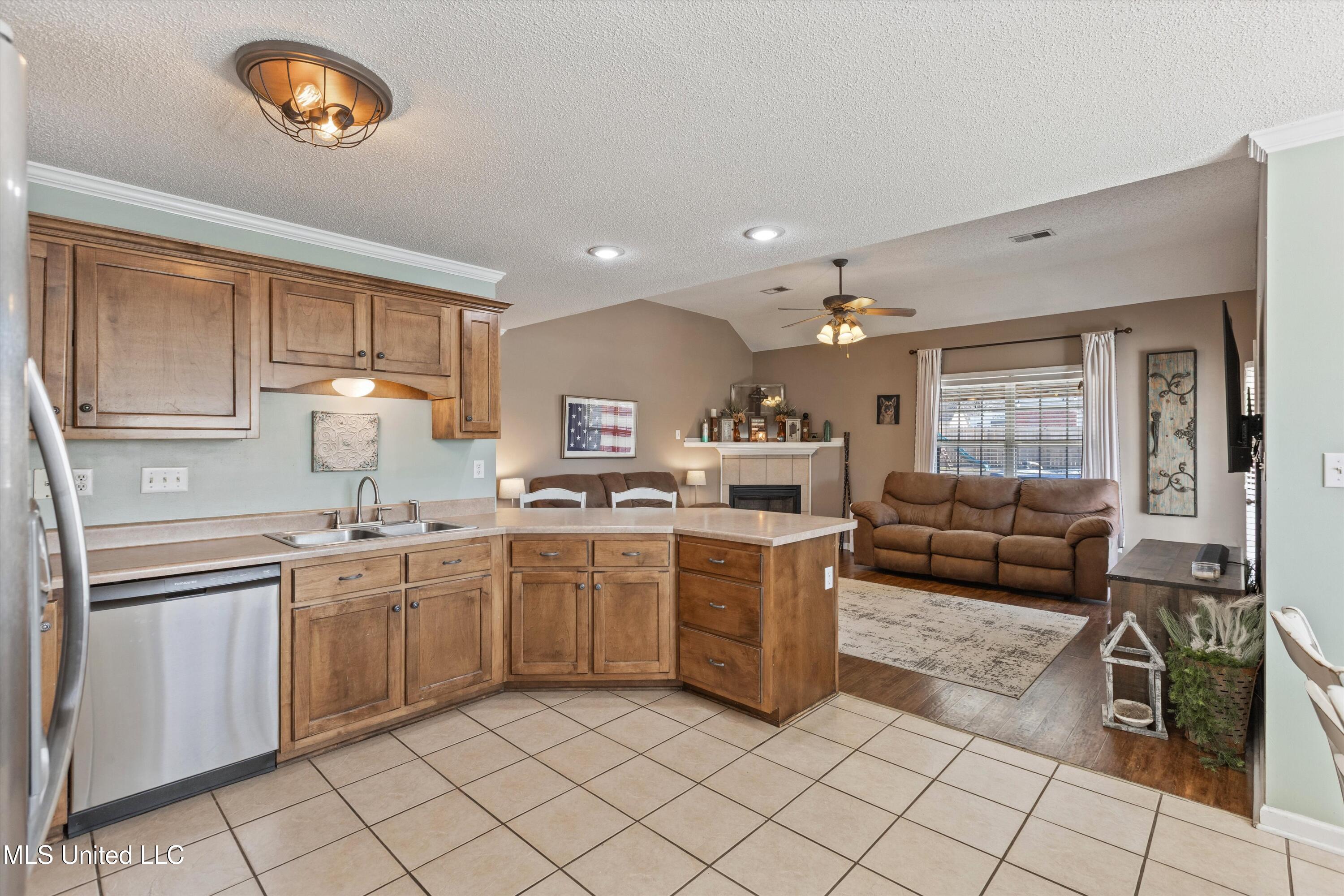 85 Desoto Avenue Hernando, MS 38632 - Photo 7 of 21 07-85 Desoto Ave-11