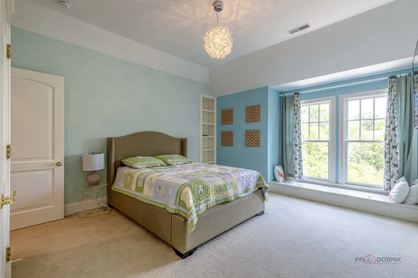 $3,599,900 | 64 Crescent Drive, Glencoe, IL 60022