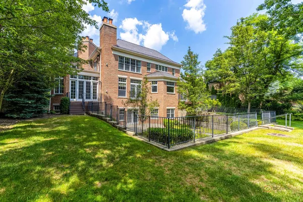 $3,599,900 | 64 Crescent Drive, Glencoe, IL 60022