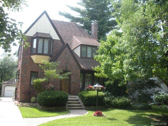 937 Fisher Road Grosse Pointe, MI 48230 - Photo 1 of 24 937 Fisher