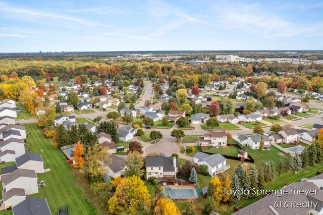 $430,000 | 5450 Golfcrest Court Southwest, Wyoming, MI 49509