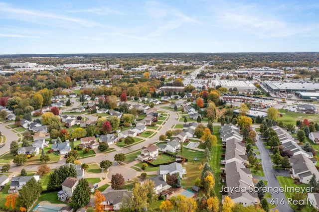 $430,000 | 5450 Golfcrest Court Southwest, Wyoming, MI 49509