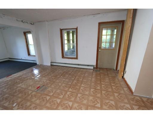 17 Moon Street Southbridge, MA 01550 - Photo 18 of 19 a view interior of a house