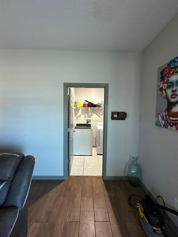 3100 Rocky River Road Kissimmee, FL 34746 - Photo 24 of 33 a view of a hallway to a livingroom with furniture