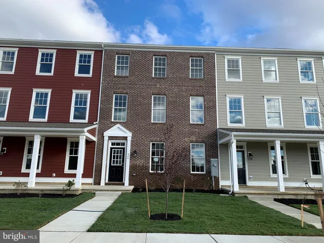 $2,899 | 864 Mapleton Avenue, Middletown, DE 19709