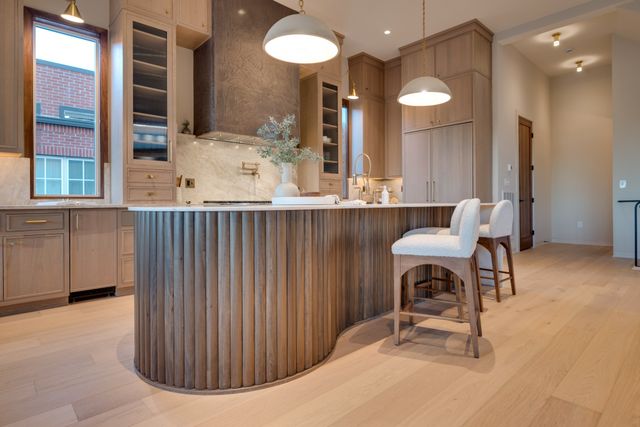 $3,000,000 | 2108 12th Avenue South, Nashville, TN 37204