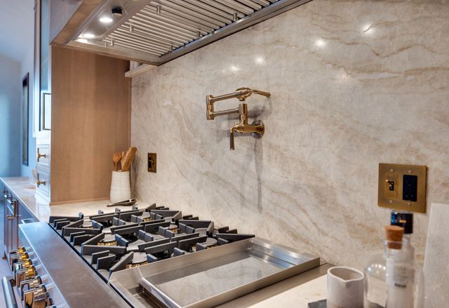 $3,000,000 | 2108 12th Avenue South, Nashville, TN 37204