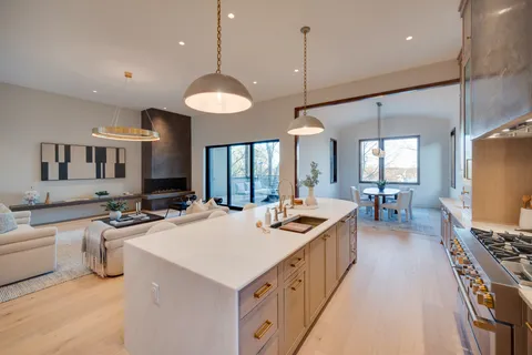 $3,425,000 | 2108 12th Avenue South, Nashville, TN 37204