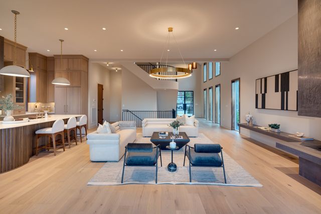 $3,000,000 | 2108 12th Avenue South, Nashville, TN 37204