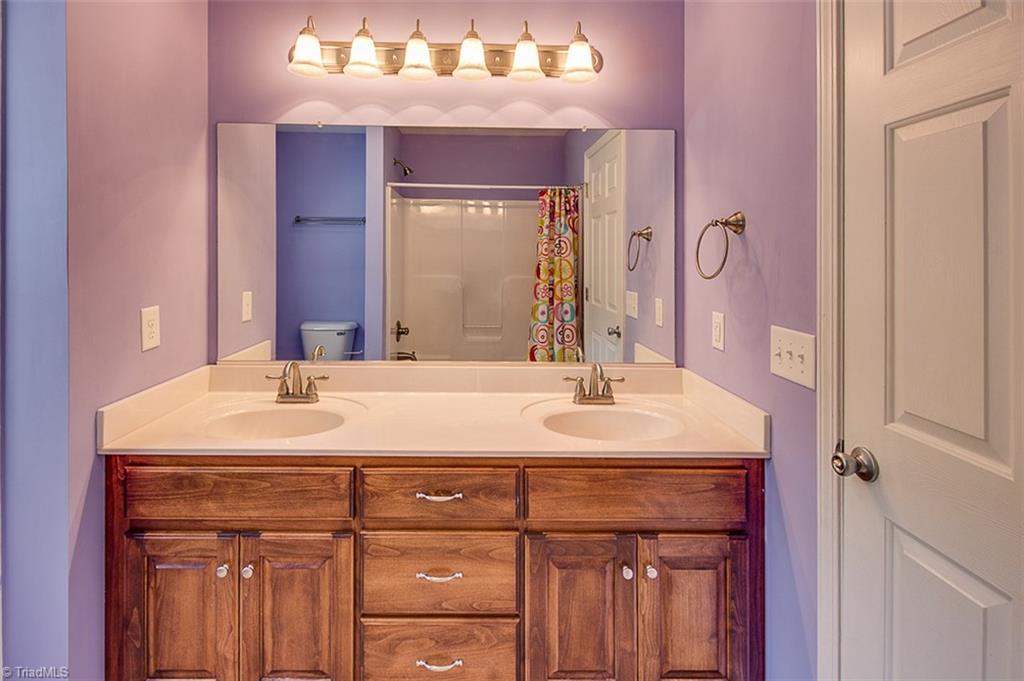3795 Richey Road Denton, NC 27239 - Photo 22 of 28 Full Bath - Double Vanity