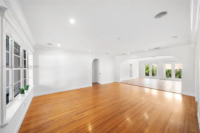 $5,955 | 7222 Trouville Esplanade, Miami Beach, FL 33141