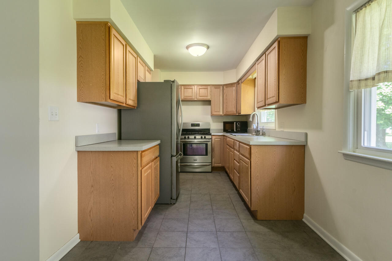 12159 South Sprinkle Road Vicksburg, MI 49097 - Photo 7 of 34 Kitchen
