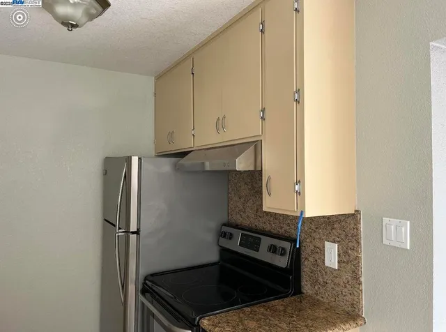 $2,600 | 117 Day Street, San Francisco, CA 94131