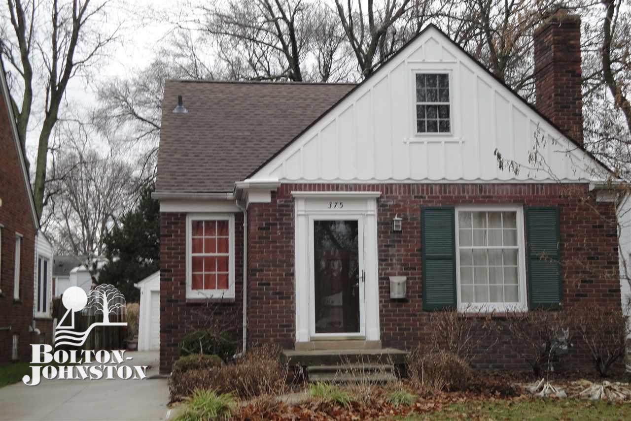375 Kerby Road Grosse Pointe Farms, MI 48236 - Photo 1 of 15