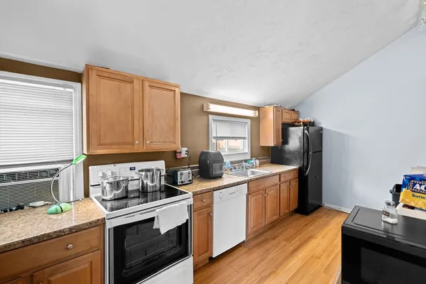 $749,900 | 2783 Cranberry Highway, Wareham, MA 02571