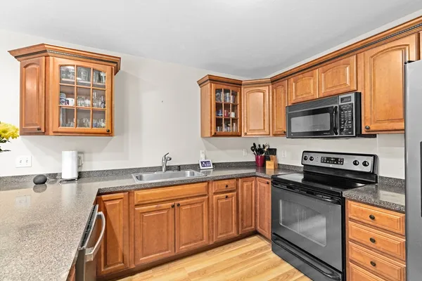 $749,900 | 2783 Cranberry Highway, Wareham, MA 02571