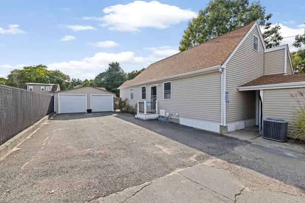 $749,900 | 2783 Cranberry Highway, Wareham, MA 02571