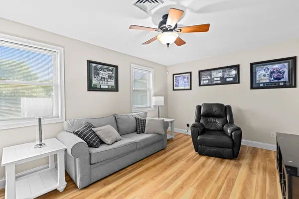 $749,900 | 2783 Cranberry Highway, Wareham, MA 02571