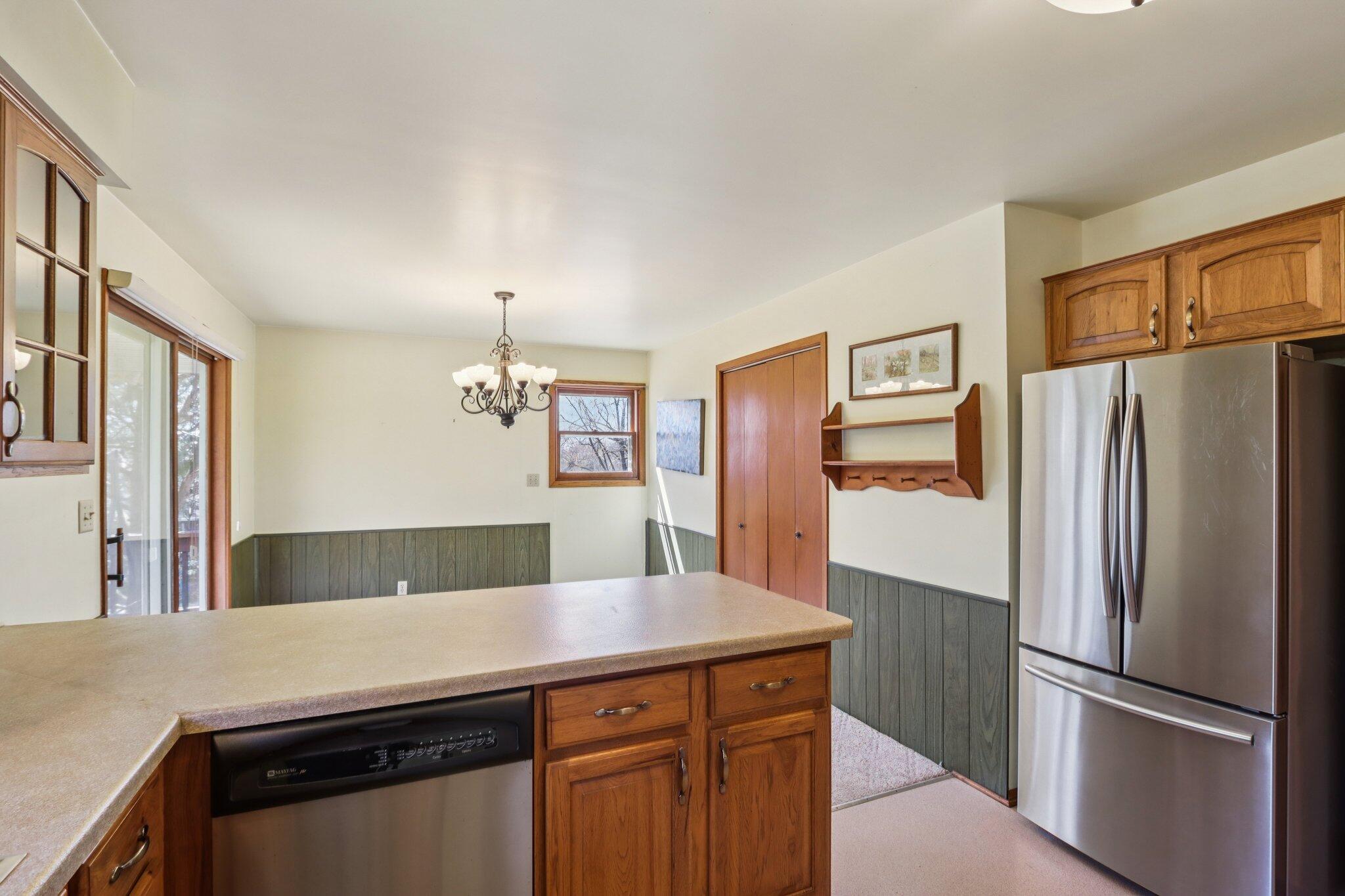 428 Ridge Avenue Burlington, WI 53105 - Photo 16 of 65 16-web-or-mls-Ridge Ave-S0804-016