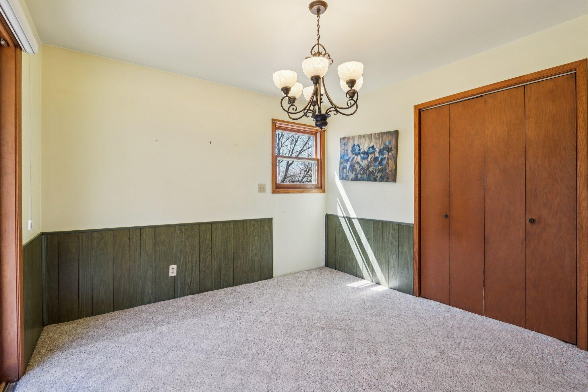 428 Ridge Avenue Burlington, WI 53105 - Photo 20 of 65 Dinette