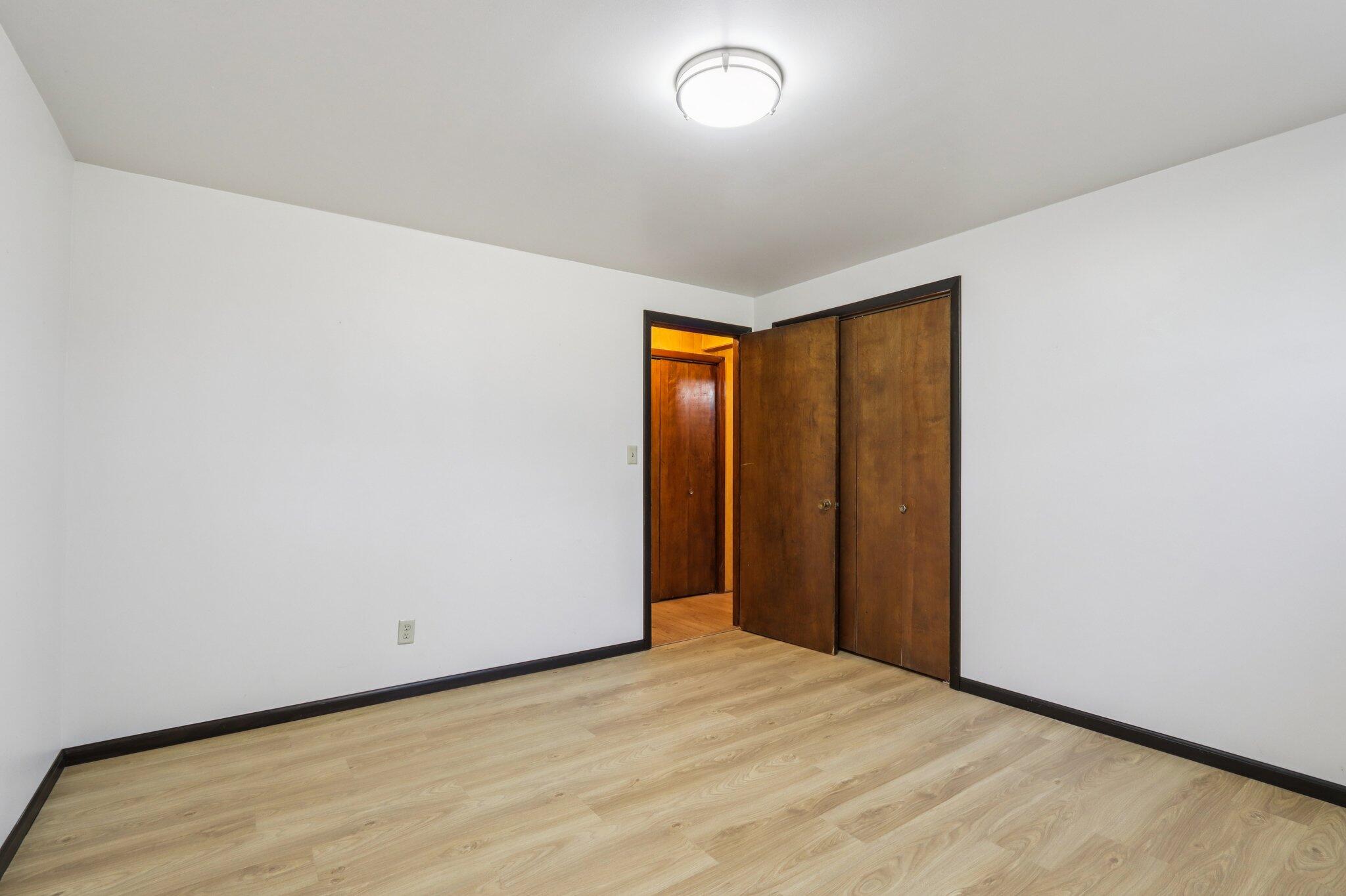 428 Ridge Avenue Burlington, WI 53105 - Photo 35 of 65 31-web-or-mls-Ridge Ave-S0804-031