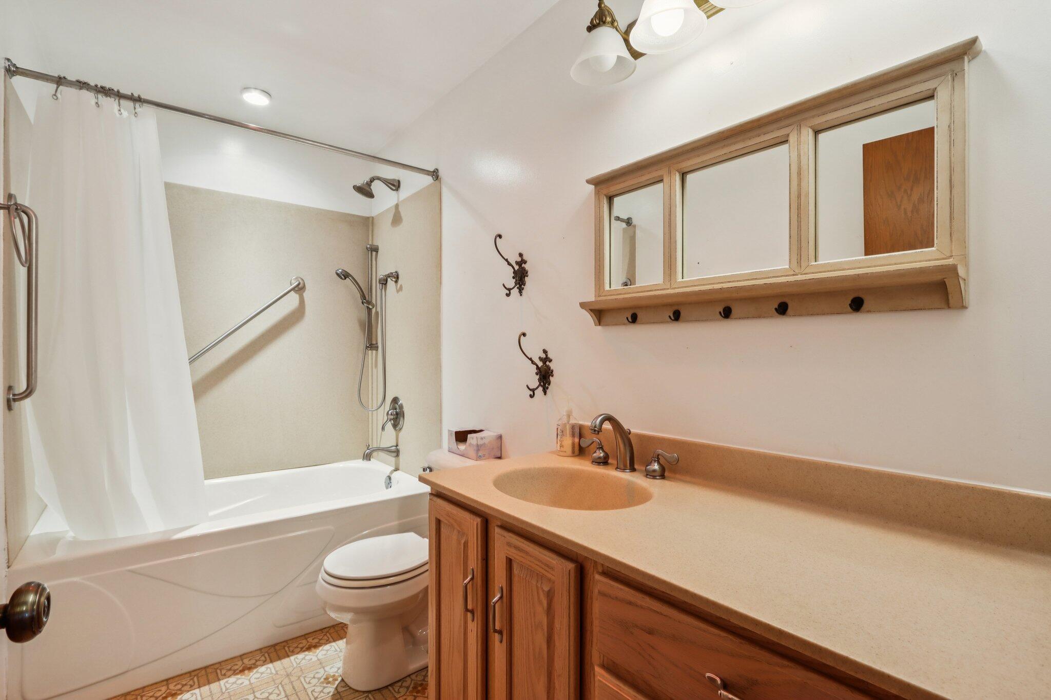 428 Ridge Avenue Burlington, WI 53105 - Photo 36 of 65 43-web-or-mls-Ridge Ave-S0804-043