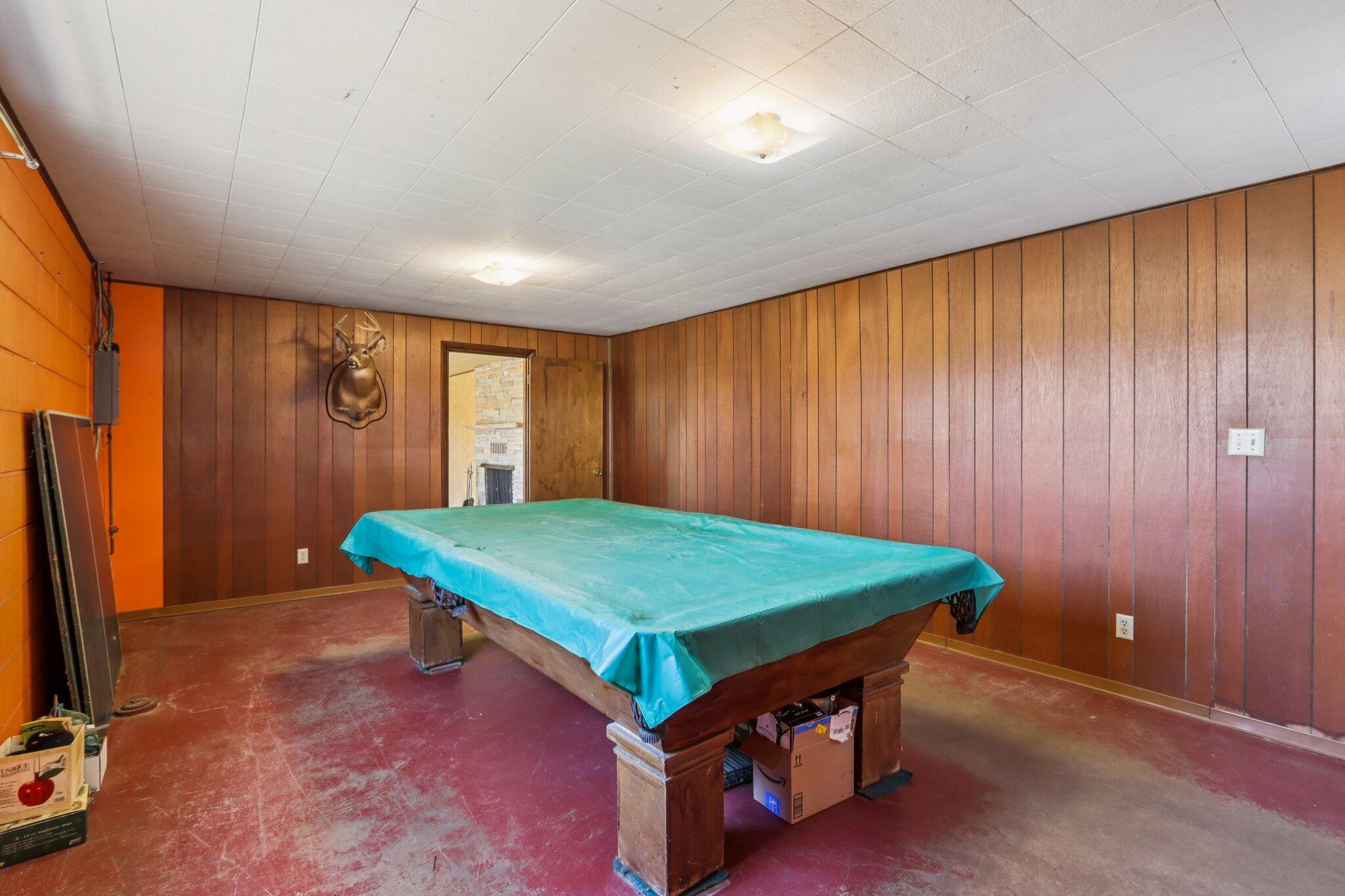 428 Ridge Avenue Burlington, WI 53105 - Photo 43 of 65 Rec Room