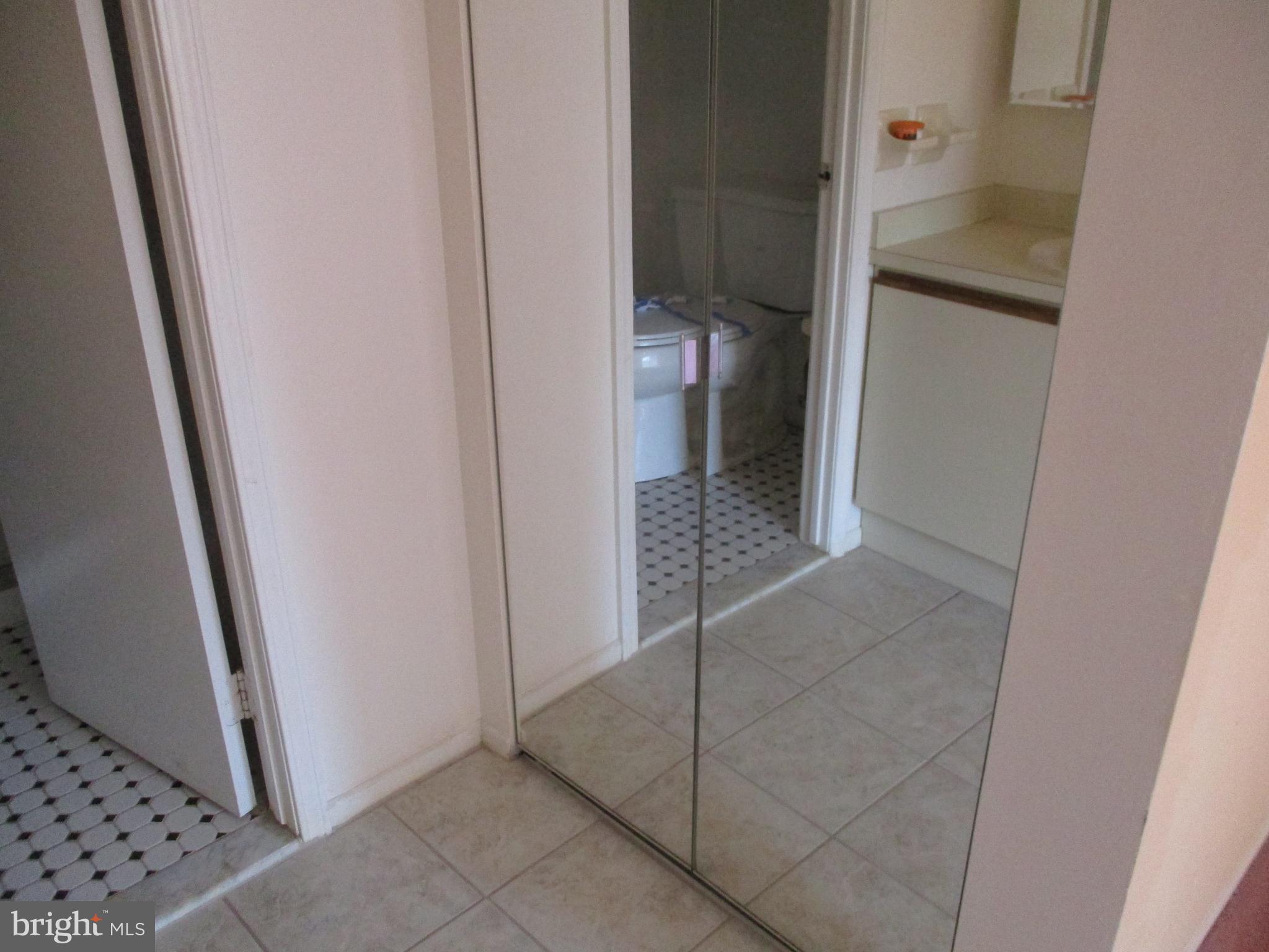 2101 Welsh Road, Unit 11 Philadelphia, PA 19115 - Photo 22 of 31 Master Bath