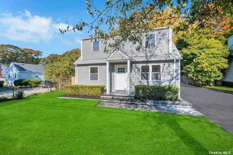 $649,000 | 5 Rushmore Street, Huntington Station, NY 11746