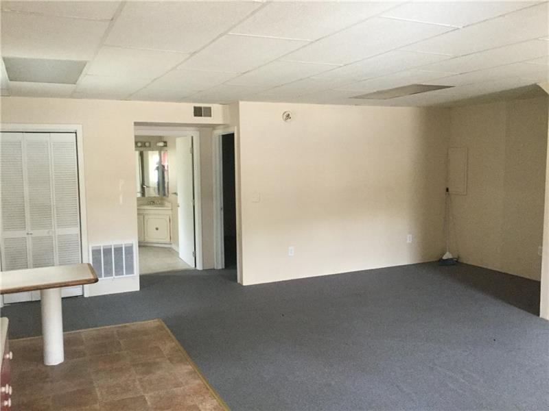 315 Mercer Street Butler, PA 16001 - Photo 3 of 18 First floor unit.