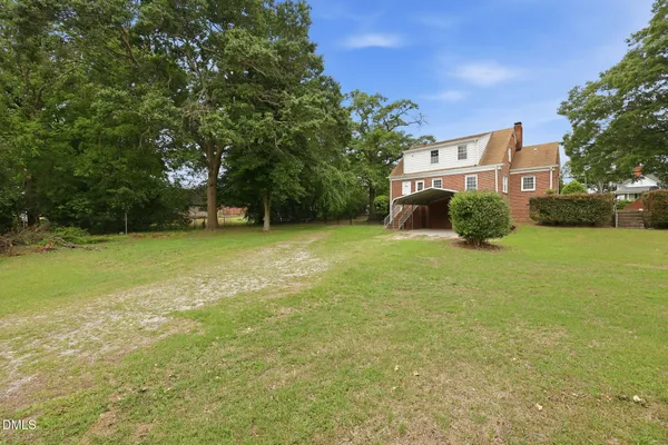 $1,500 | 1203 South Main Street, Lillington, NC 27546
