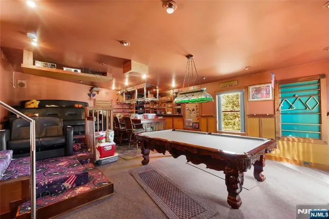 $900,000 | 17 Pleasant Place, Kearny, NJ 07032