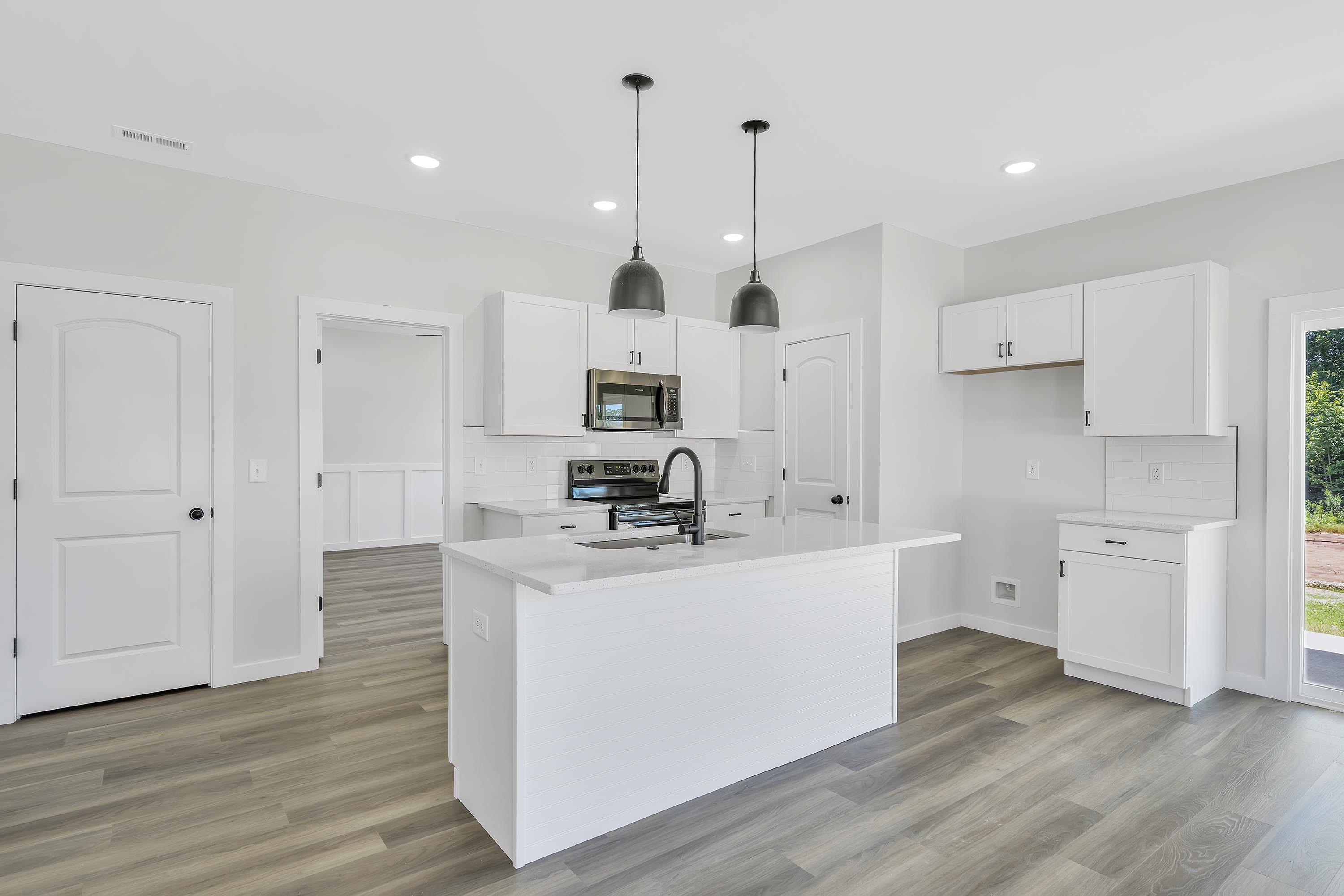 112 Lowe Road Chesnee, SC 29323 - Photo 6 of 25