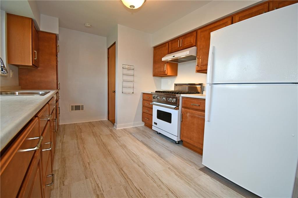 60 Swallow Hill Road Carnegie, PA 15106 - Photo 15 of 47