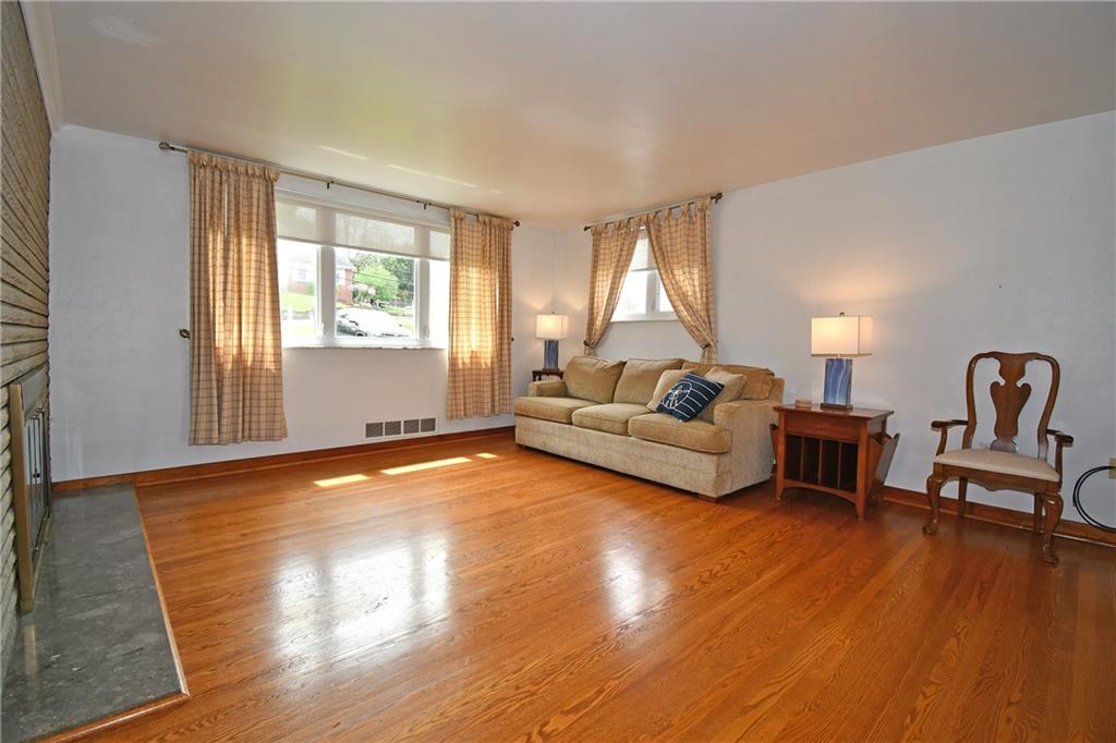 60 Swallow Hill Road Carnegie, PA 15106 - Photo 7 of 47