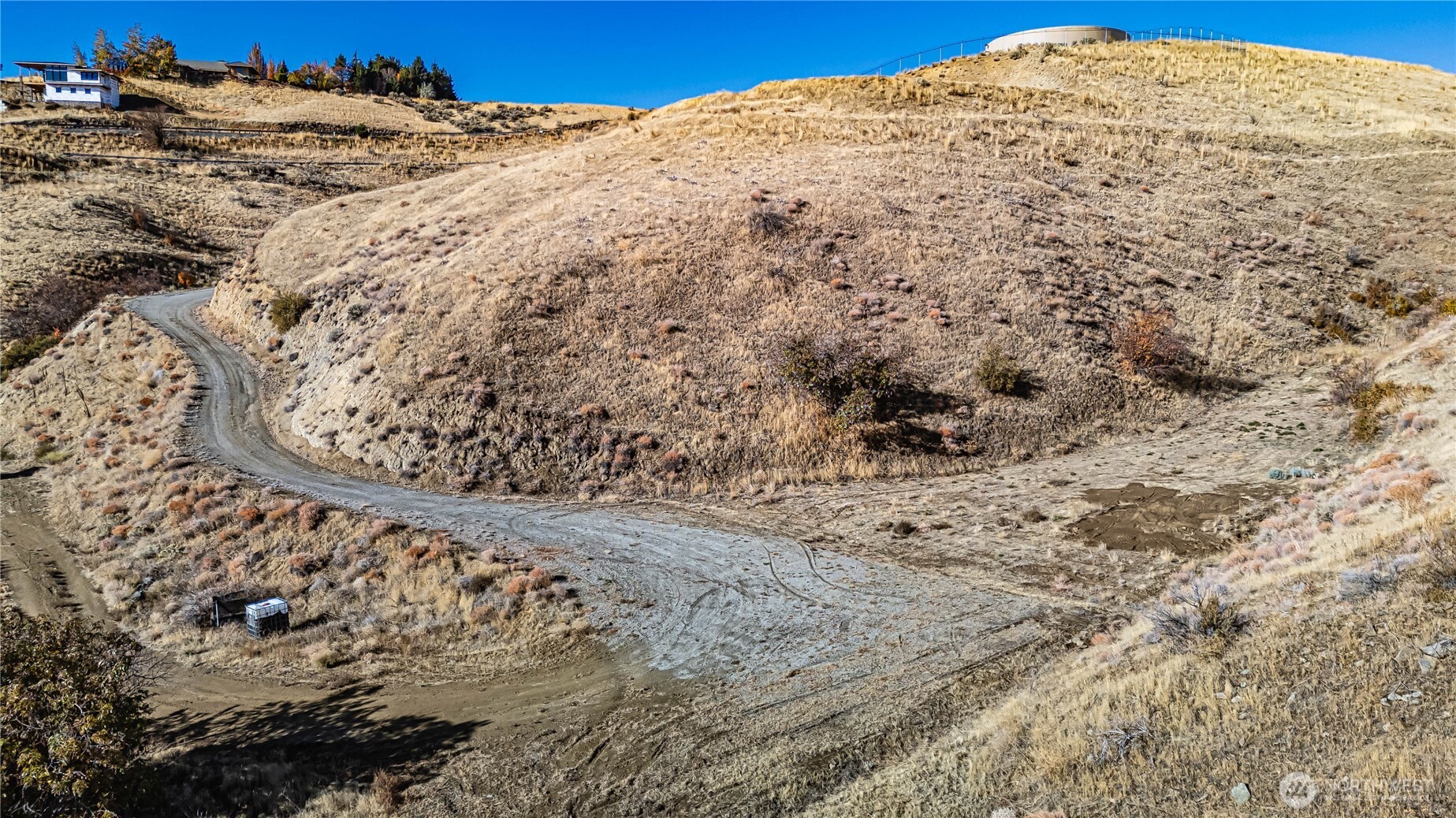 180 Sequoia Lane Wenatchee, WA 98801 - Photo 14 of 28 a view of a snow on the beach