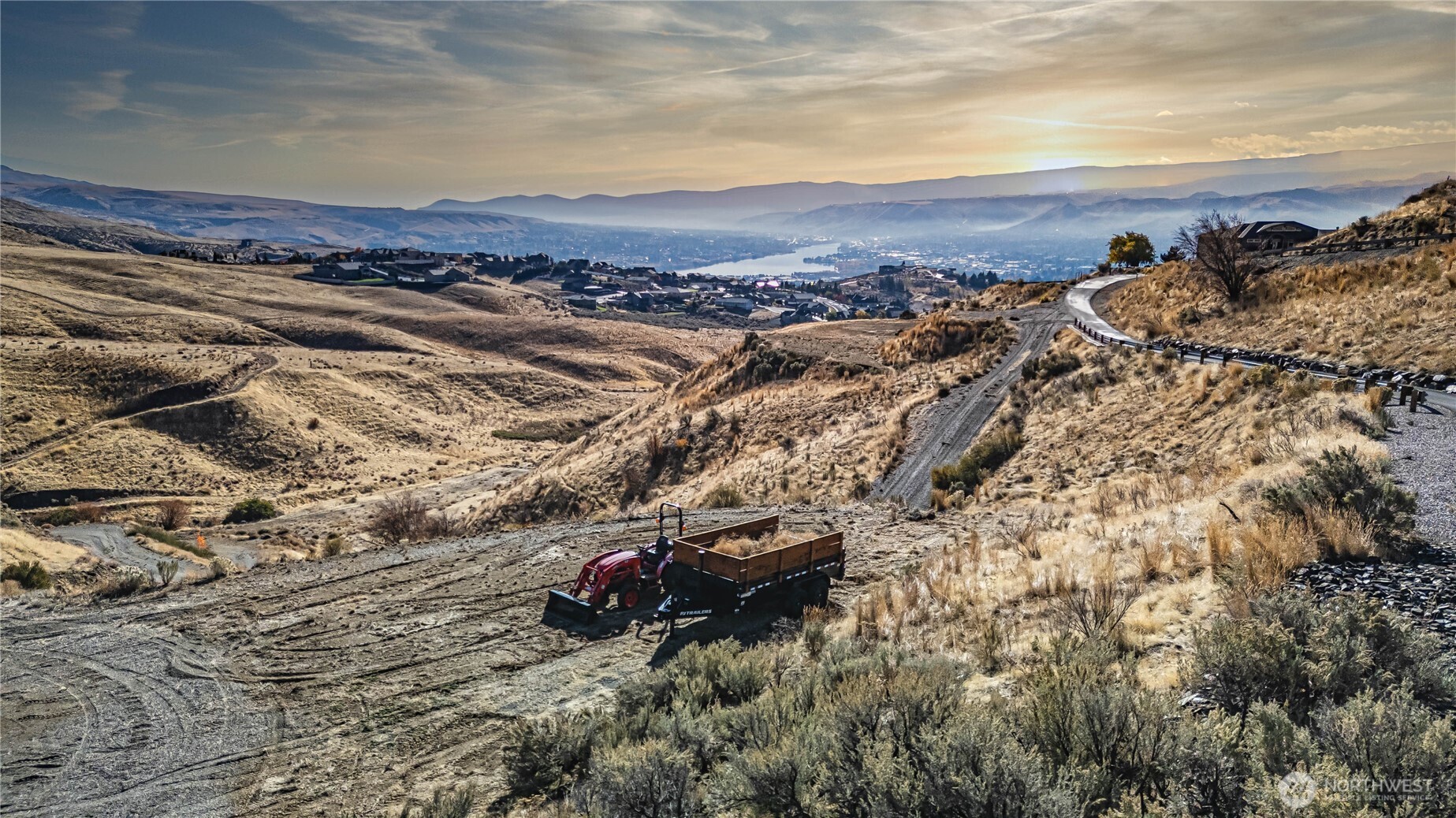 180 Sequoia Lane Wenatchee, WA 98801 - Photo 15 of 28 an aerial view of a house with a yard and mountain view in back
