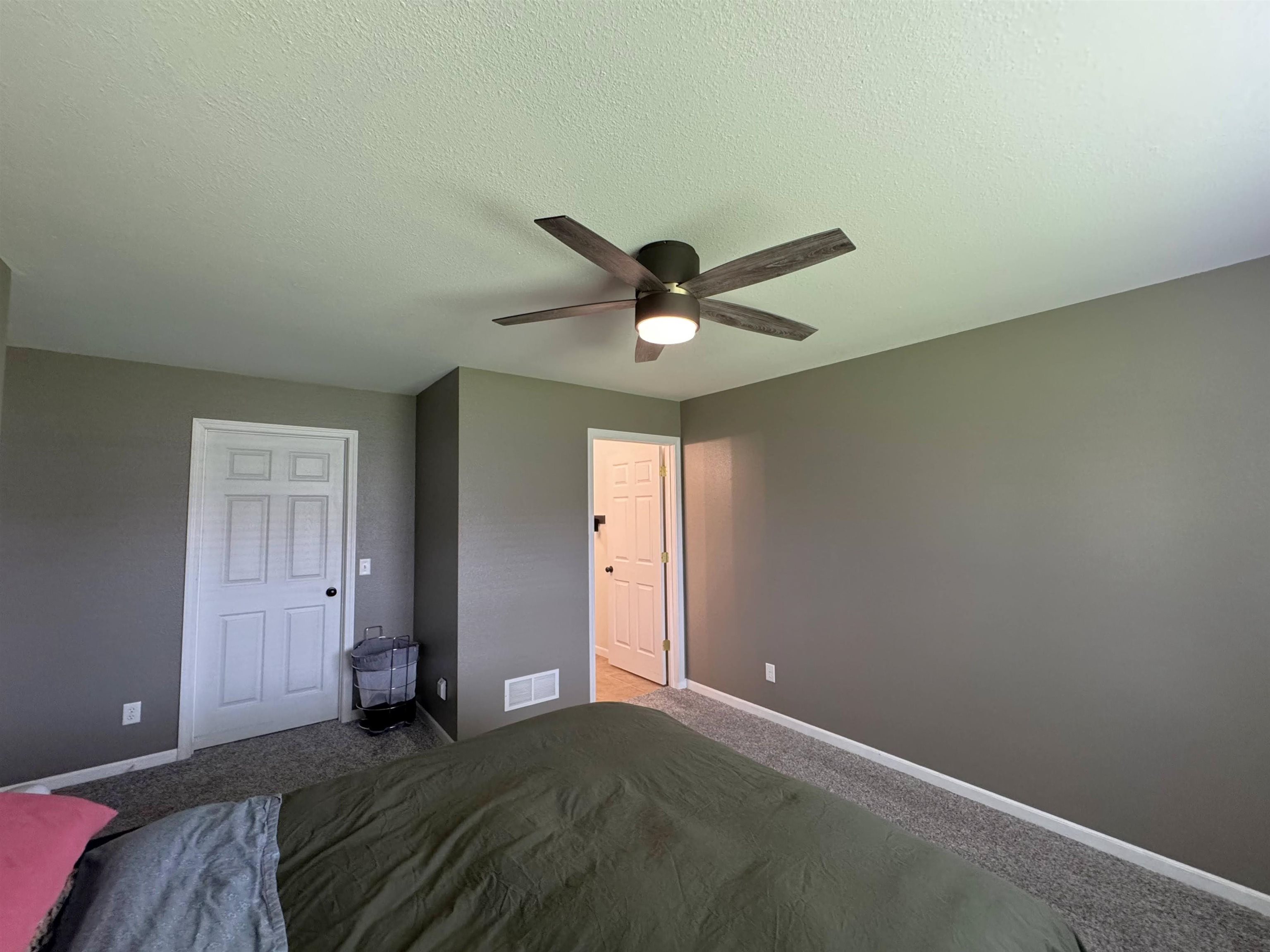 505 3rd, Unit 3 Monroe, WI 53566 - Photo 31 of 38
