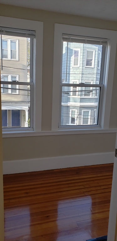 16 Bynner Street, Unit 2 Boston, MA 02130 - Photo 10 of 28 Gallery Image 10