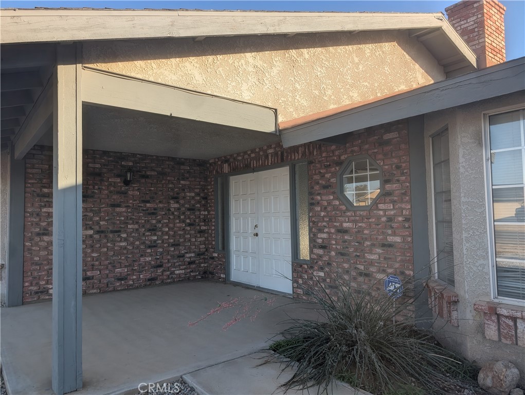 4752 Flying H Road Twentynine Palms, CA 92277 - Photo 4 of 55 a view of outdoor space