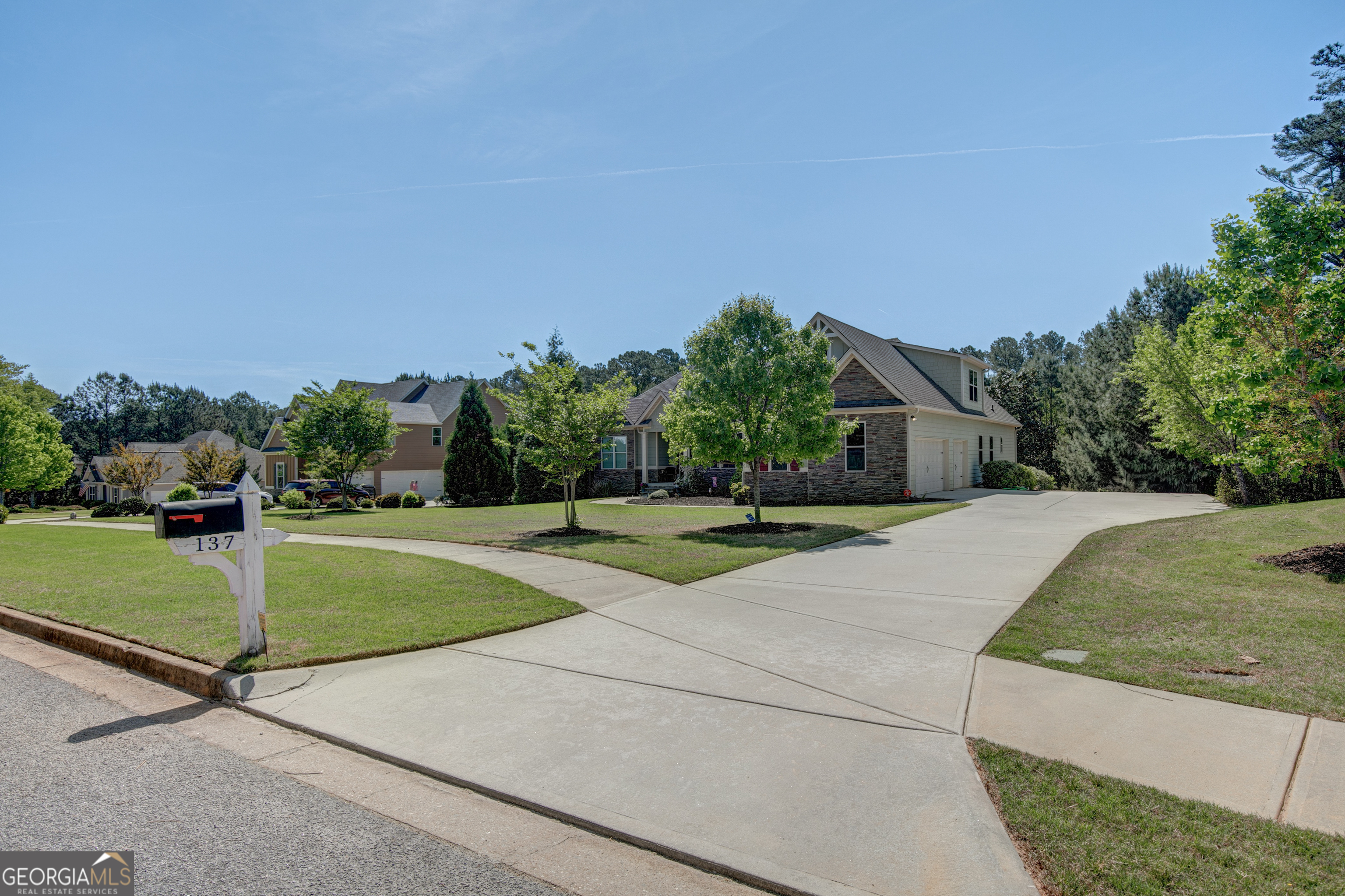 137 Kenmare Row Tyrone, GA 30290 - Photo 46 of 54 a view of backyard with green space