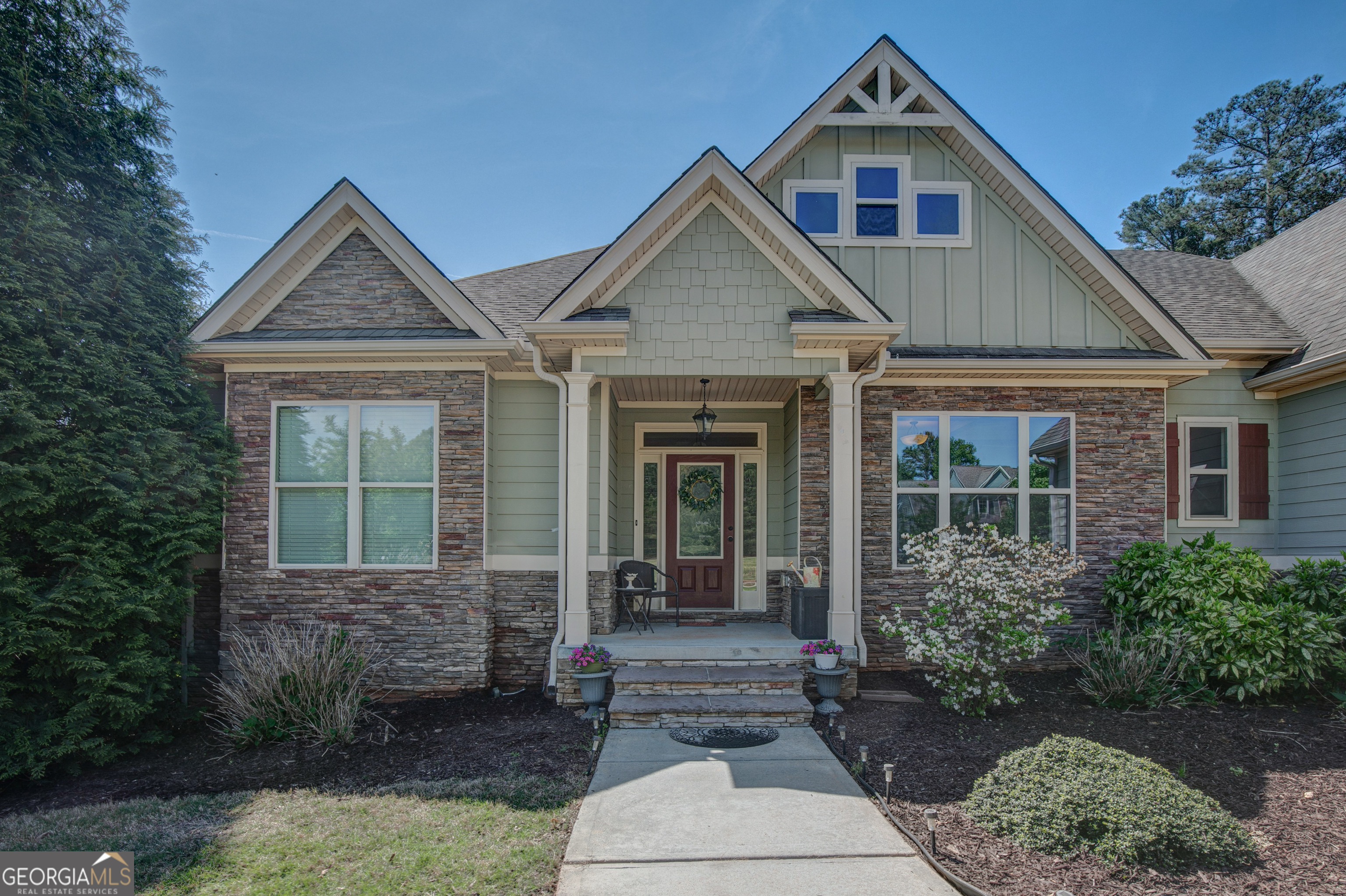 137 Kenmare Row Tyrone, GA 30290 - Photo 5 of 54 a front view of a house with yard