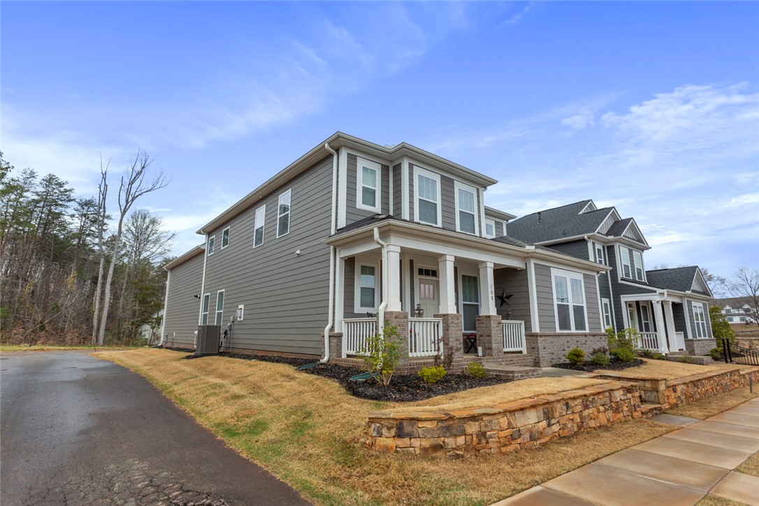 108 Founders Boulevard Central, SC 29630 - Photo 2 of 41