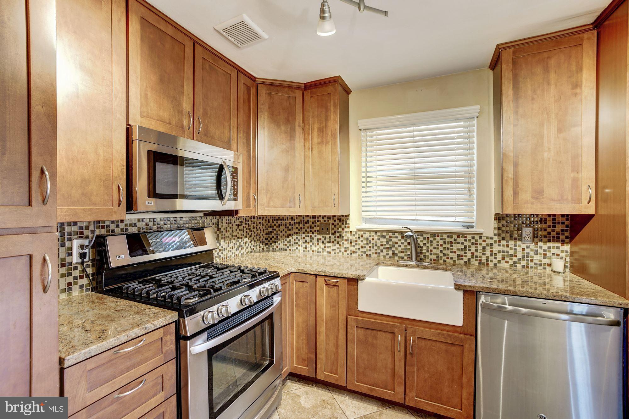 7413 Gary Street Springfield, VA 22150 - Photo 16 of 35