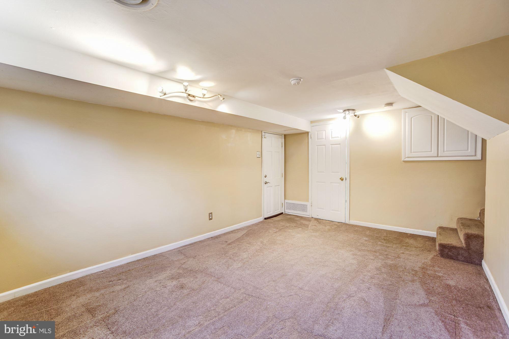7413 Gary Street Springfield, VA 22150 - Photo 26 of 35