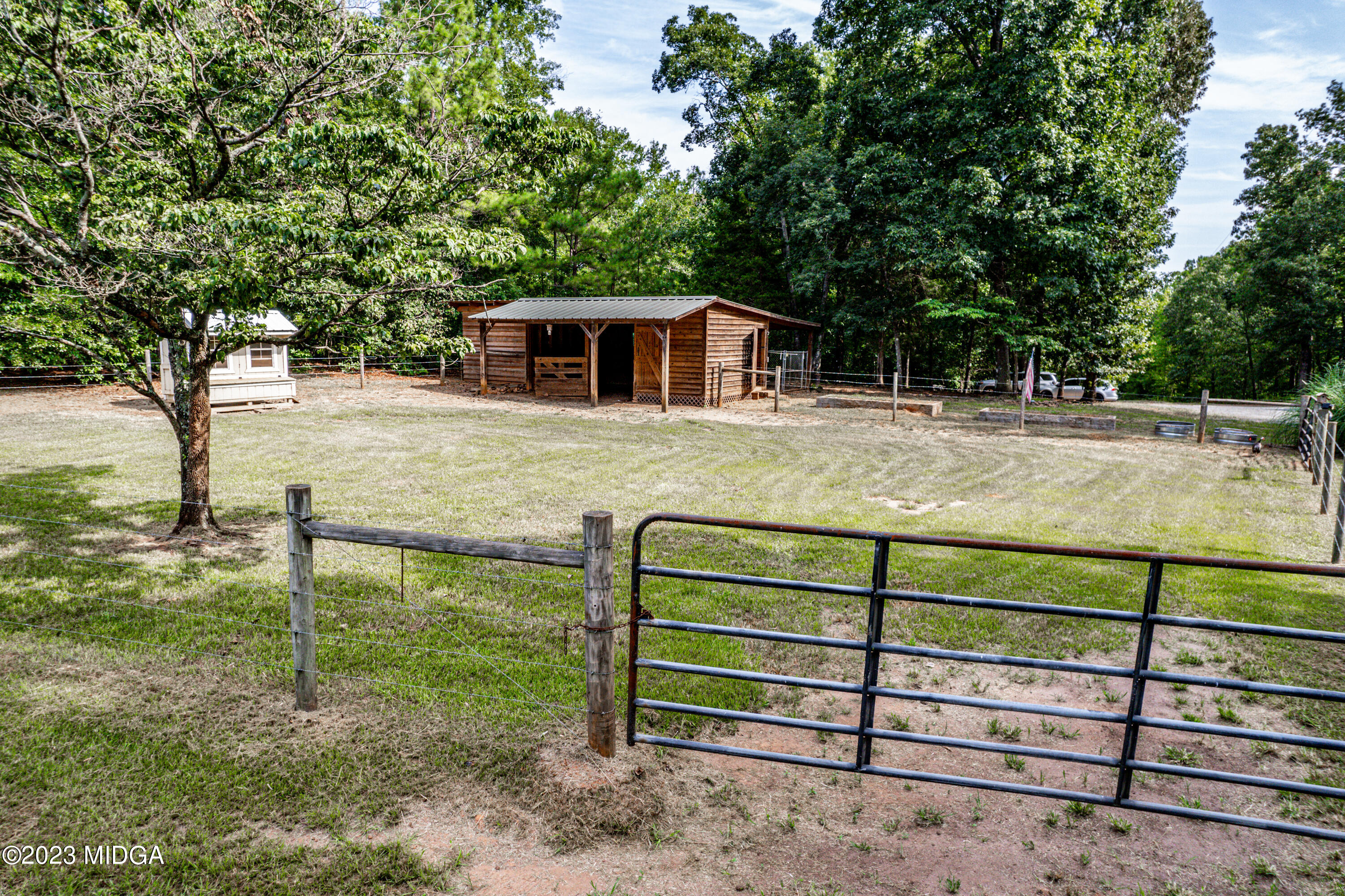436 Hopewell Road Forsyth, GA 31029 - Photo 3 of 42 436 Hopewell Rd-0336