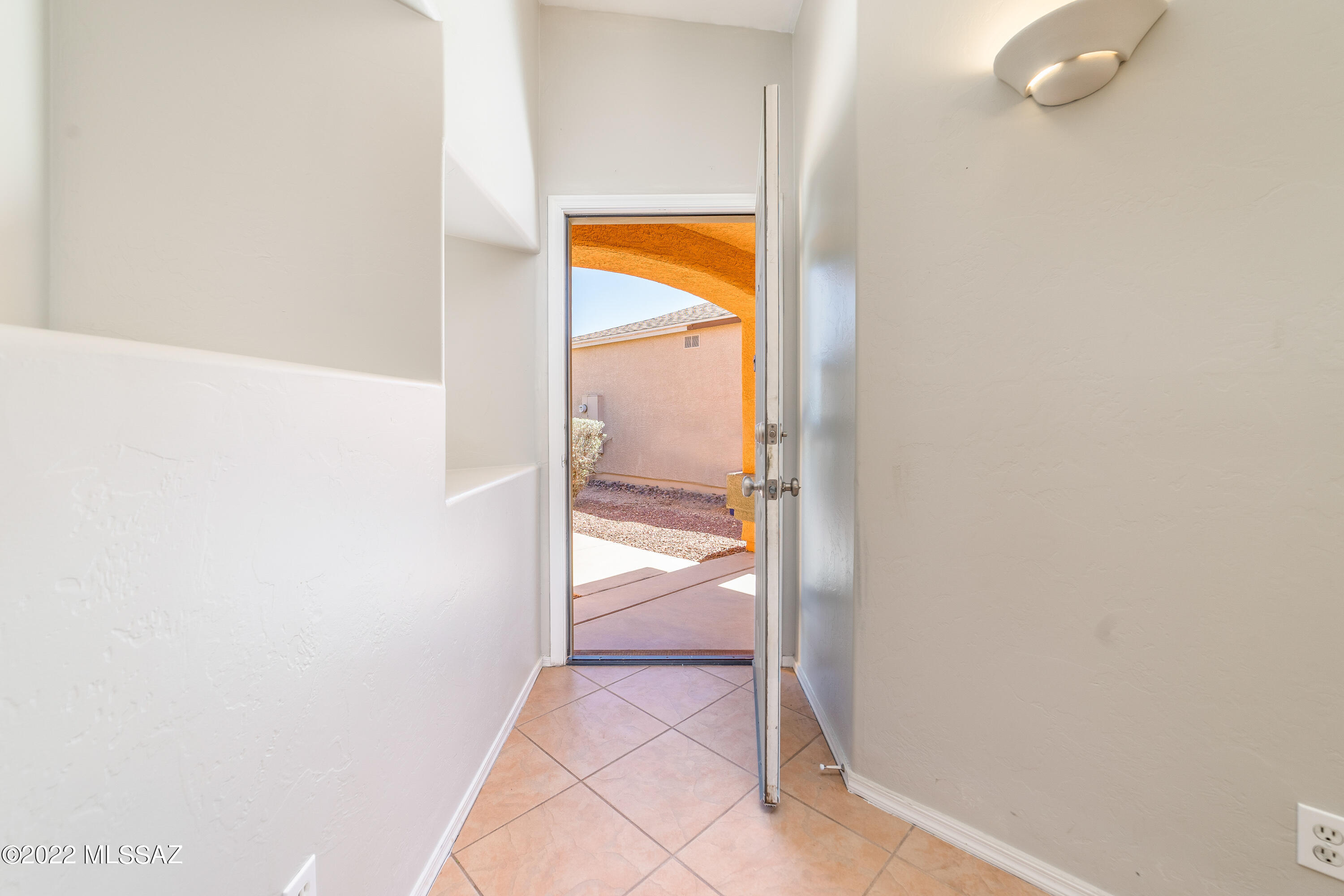 8466 South Burien Road Tucson, AZ 85747 - Photo 4 of 34
